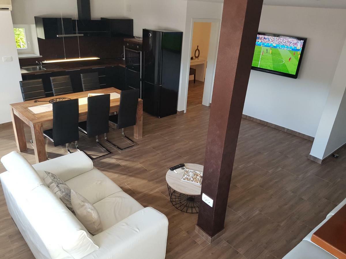 Apartment Ida Копер Екстер'єр фото